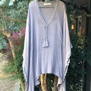 Jen’s Pirate Booty gray short kaftan